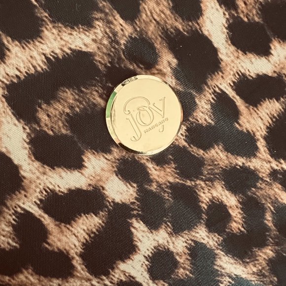 BETTER BEAUTY Women's Leopard Roll UpTravel Case NWOT - Picture 7 of 10